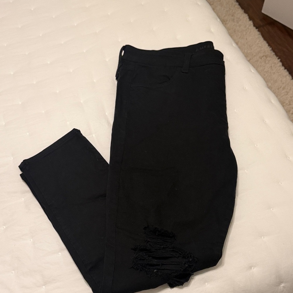 American Eagle Black Distressed Jeans